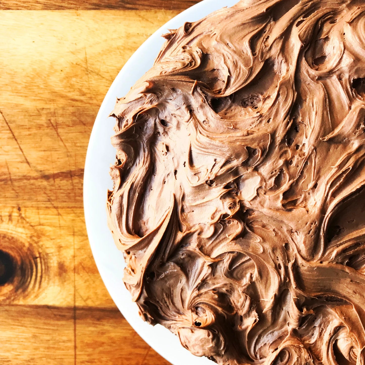 Danube Large Jar; Chocolate Buttercream