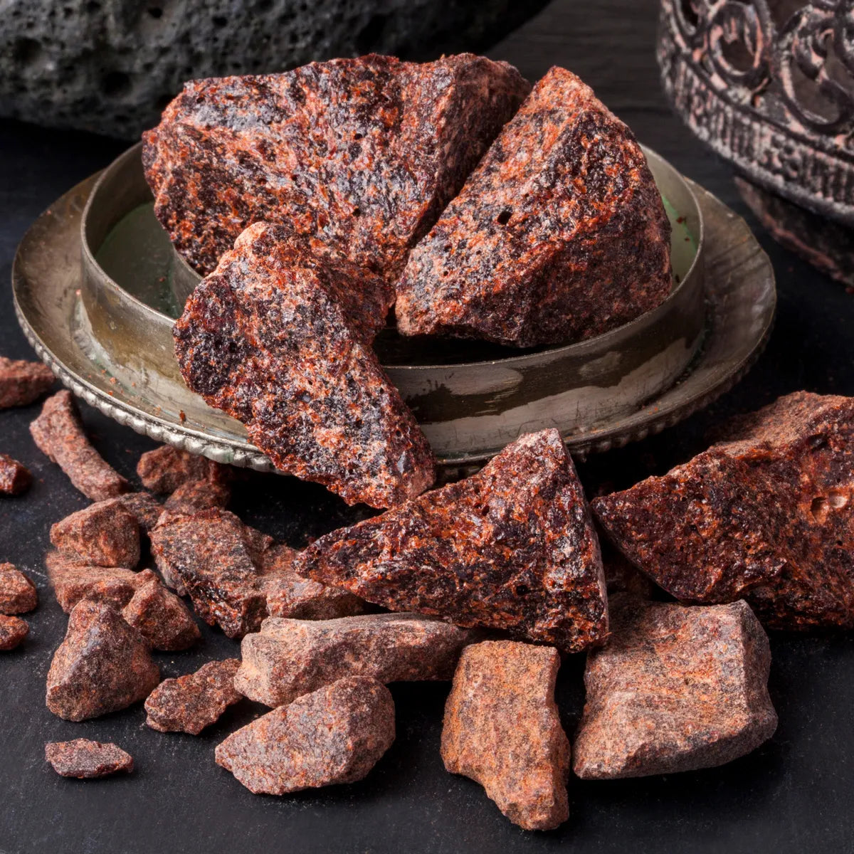 Danube Medium Jar; Dragon Blood